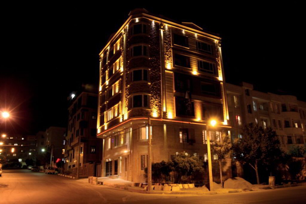 نورپردازی برج مسکونی