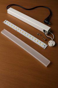 قیمت تعمیر چراغ خطی LED